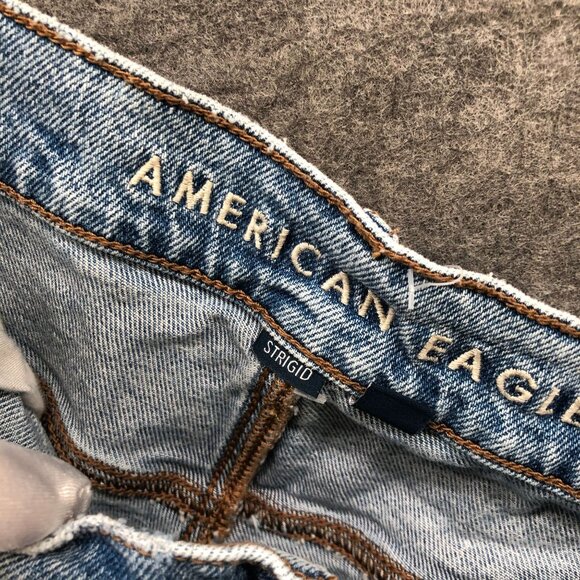 American Eagle Relaxed Short Womens 8 Strigid Cutoff Frayed Light Wash Blue - Picture 7 of 9